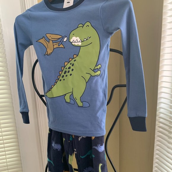 NWT, CARTER'S BOYS FLEECE PJs - Picture 6 of 15
